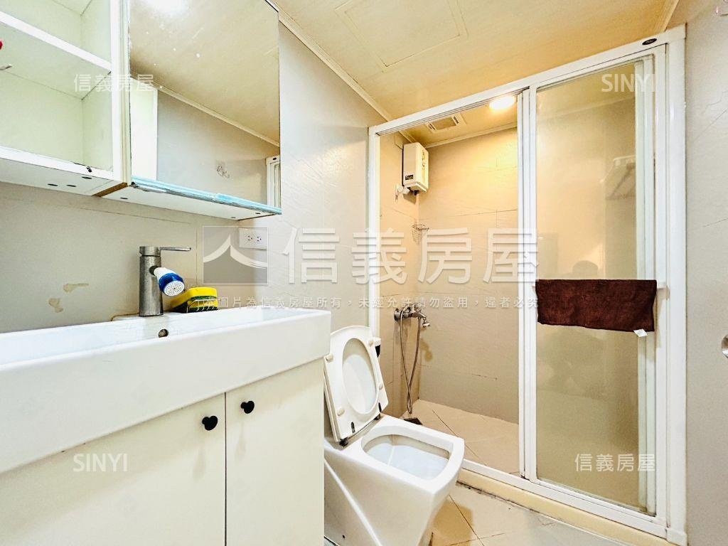 低總價大湖公園裝潢套房房屋室內格局與周邊環境