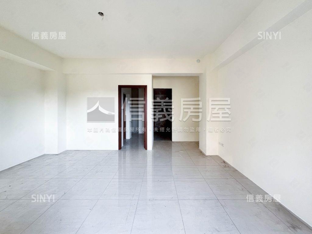 新成屋！神岡學校旁別墅！房屋室內格局與周邊環境