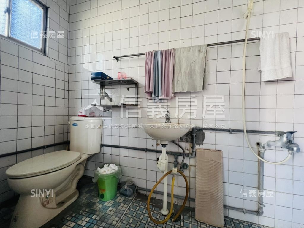 南京路角窗大地坪透店房屋室內格局與周邊環境
