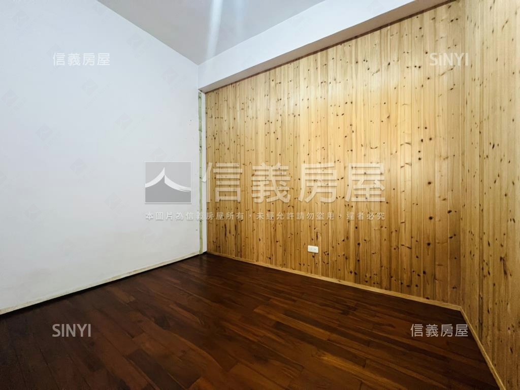 南京路角窗大地坪透店房屋室內格局與周邊環境