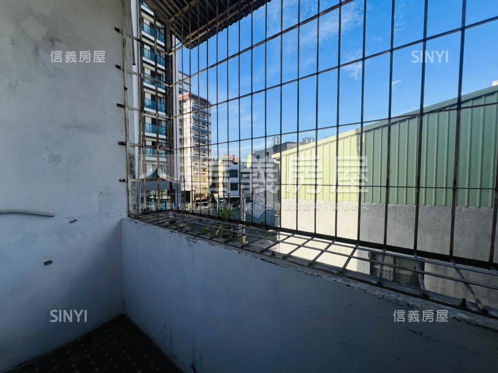 南京路角窗大地坪透店房屋室內格局與周邊環境