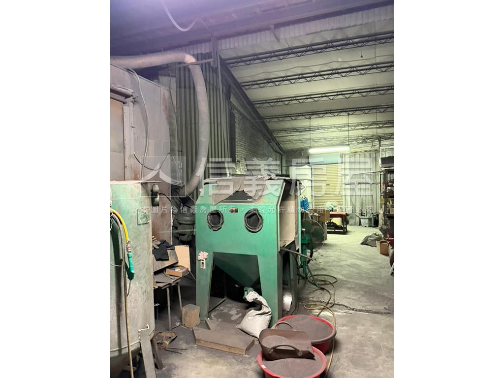 中正路乙種工業區透天店面房屋室內格局與周邊環境