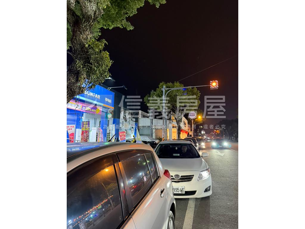 中正路乙種工業區透天店面房屋室內格局與周邊環境