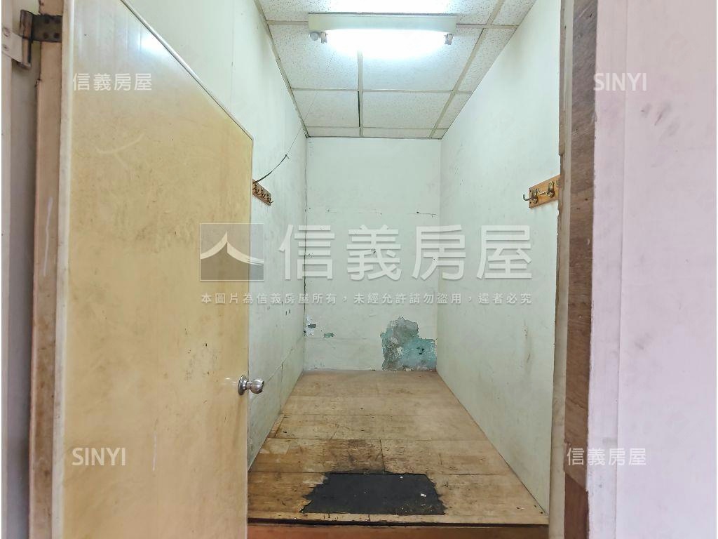 近ＬＡＬＡＰＯＲＴ土地房屋室內格局與周邊環境