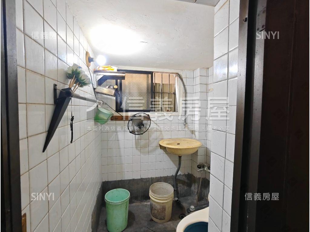 近ＬＡＬＡＰＯＲＴ土地房屋室內格局與周邊環境