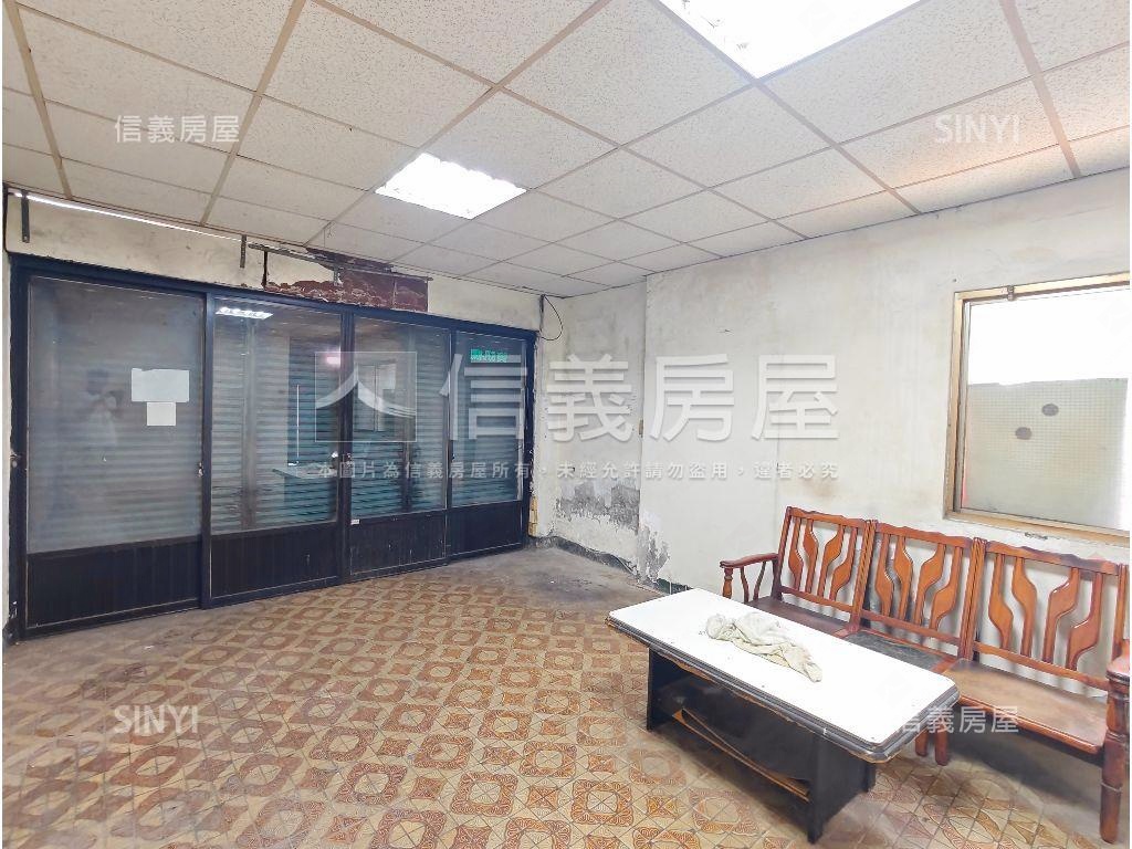 近ＬＡＬＡＰＯＲＴ土地房屋室內格局與周邊環境
