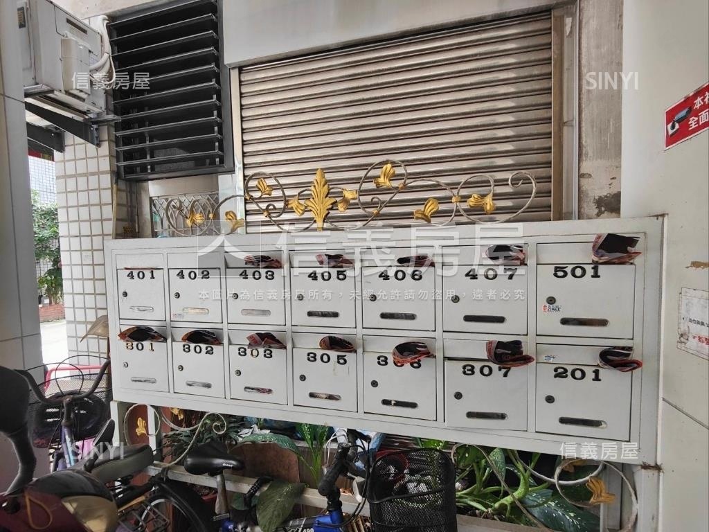 知名連鎖霸氣角店房屋室內格局與周邊環境