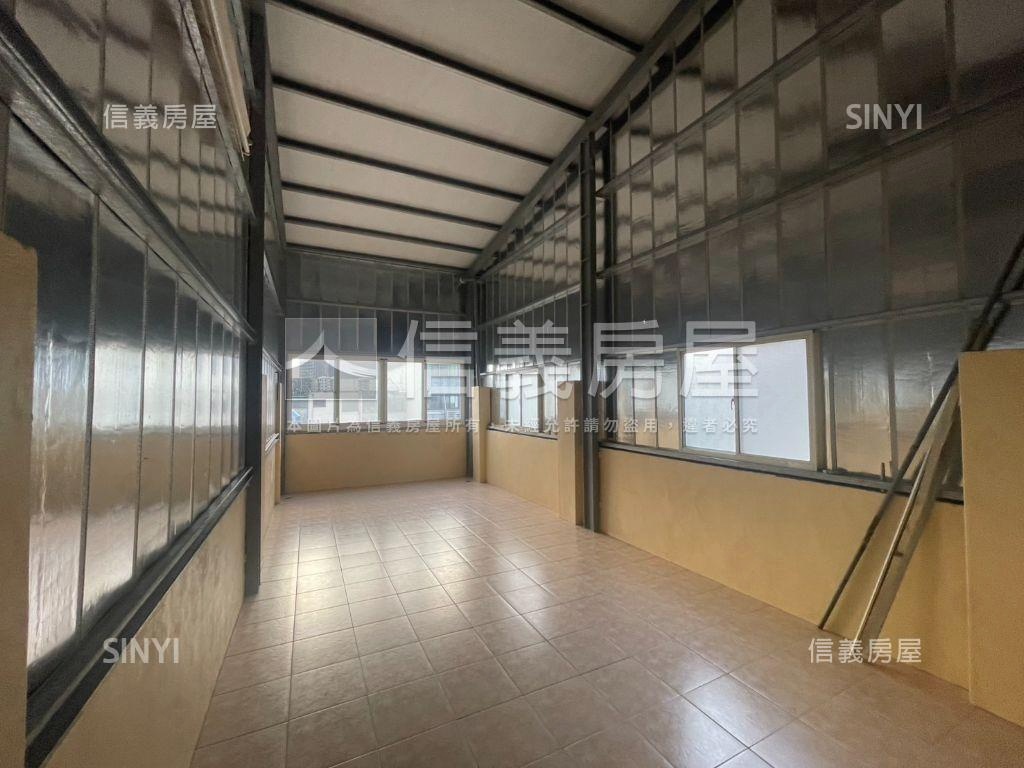 近美術館英才路大透天房屋室內格局與周邊環境