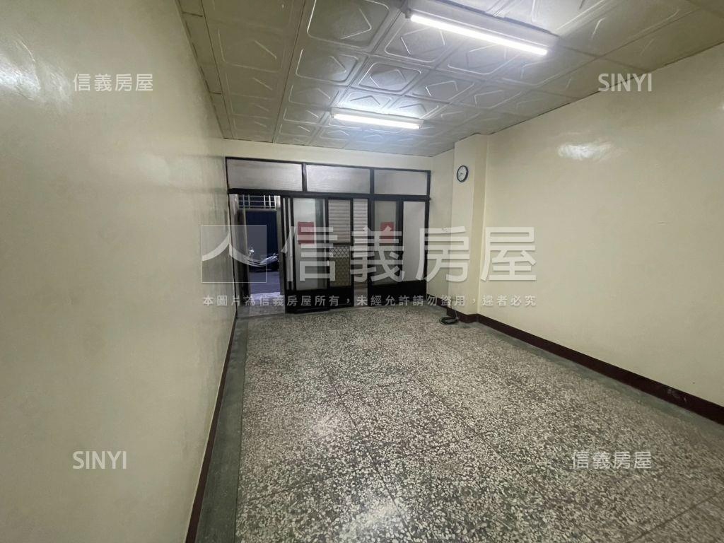 近美術館英才路大透天房屋室內格局與周邊環境