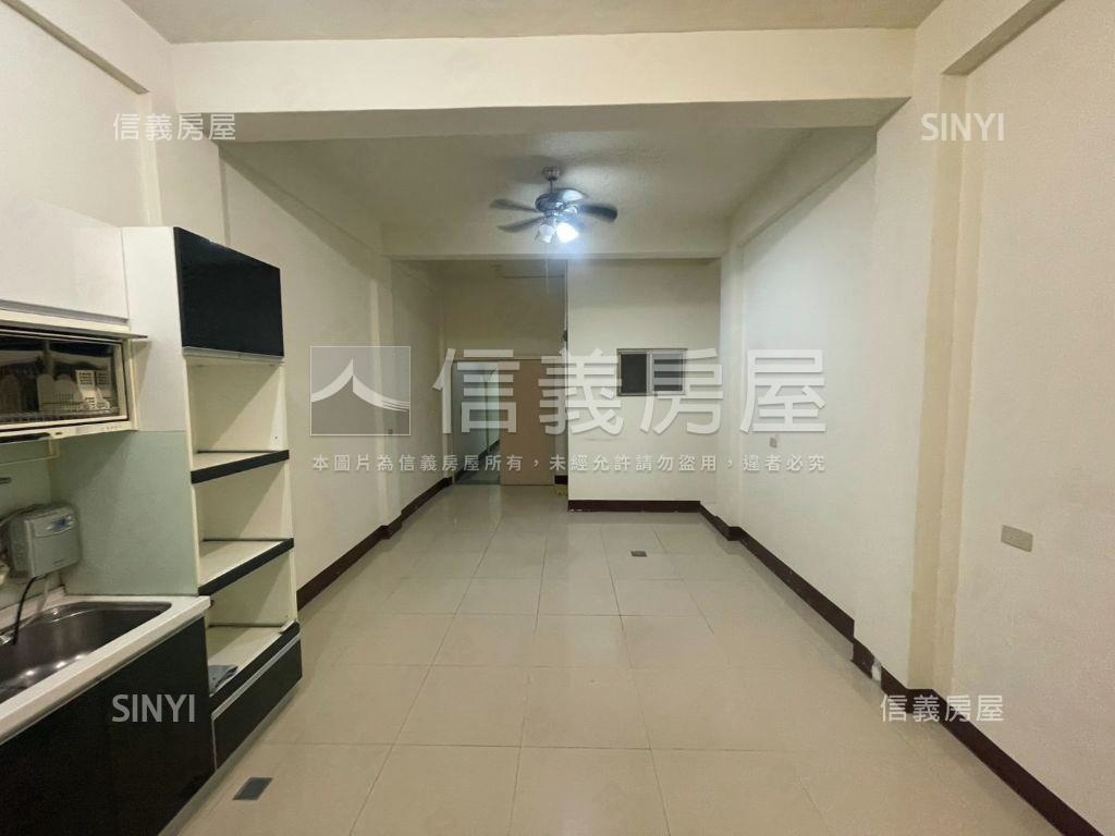 近美術館英才路大透天房屋室內格局與周邊環境