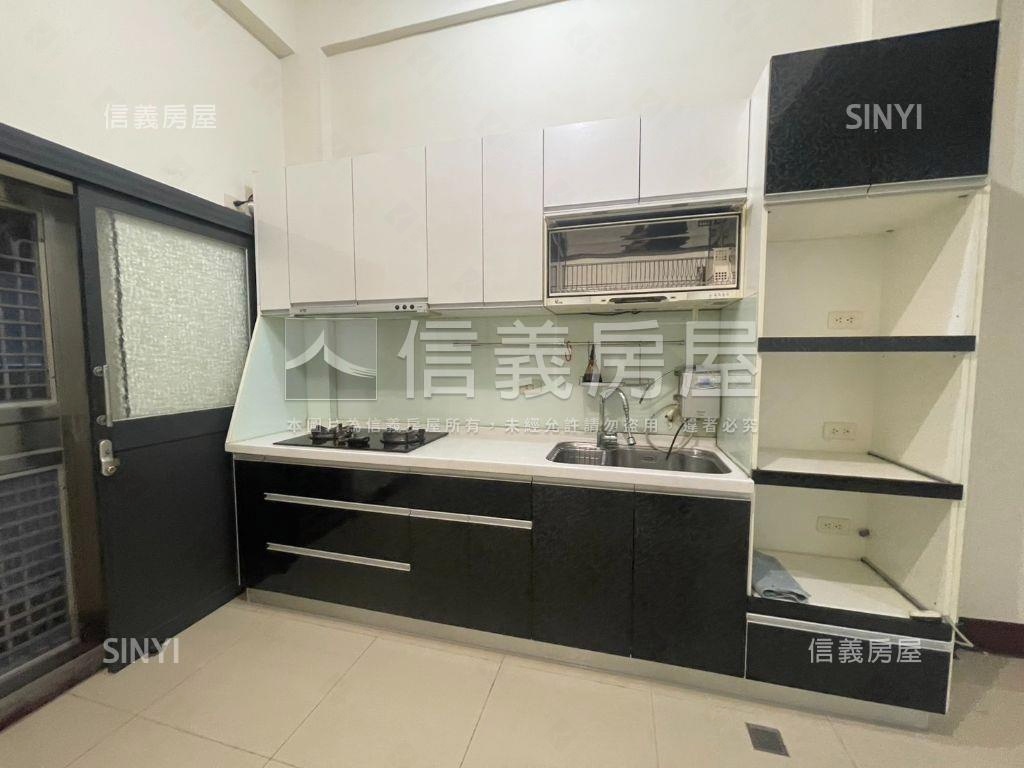 近美術館英才路大透天房屋室內格局與周邊環境