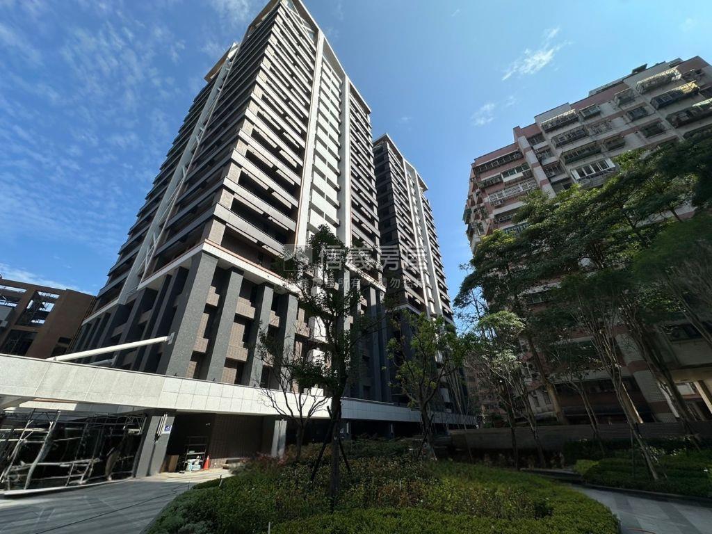 學府之森˙三房車房屋室內格局與周邊環境