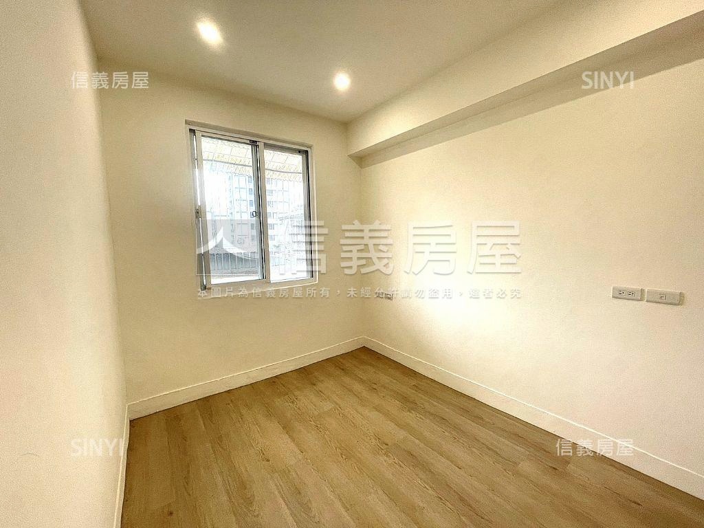 連城方正標格黃金三樓房屋室內格局與周邊環境