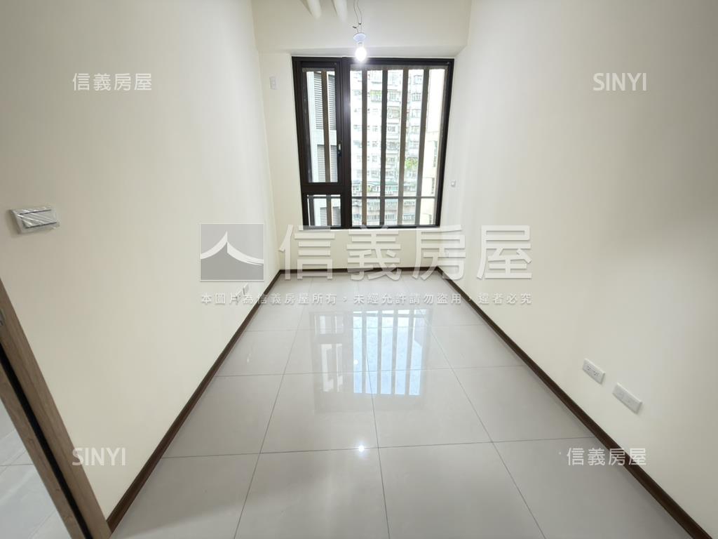 近景美站喆美兩房新成屋房屋室內格局與周邊環境