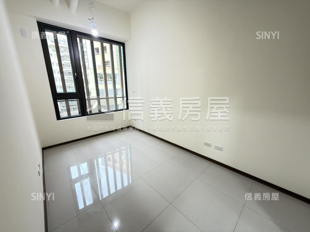 近景美站喆美兩房新成屋房屋室內格局與周邊環境
