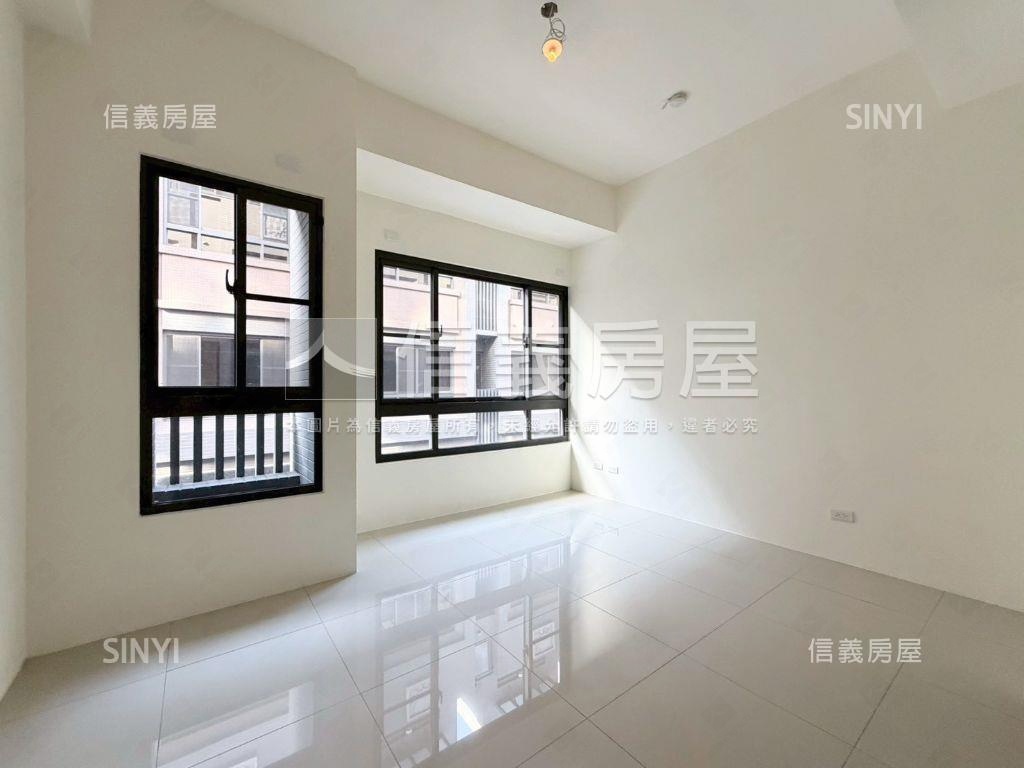 柯境之南全新透天房屋室內格局與周邊環境