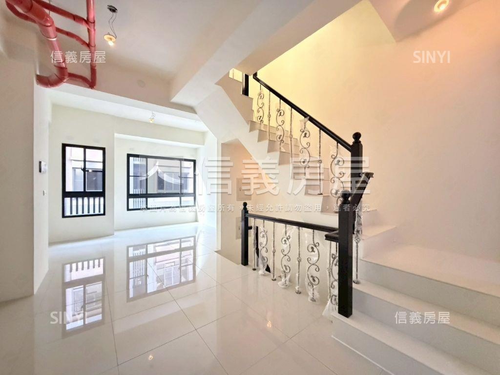 柯境之南全新透天房屋室內格局與周邊環境