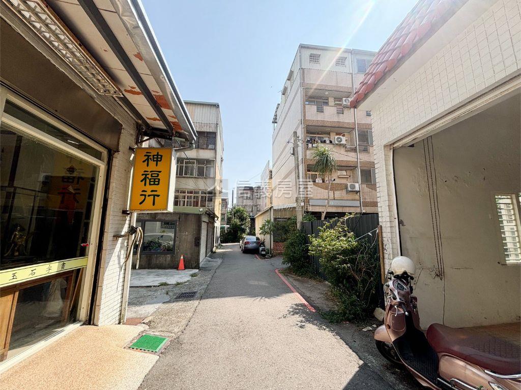 藝術街大面寬花園公寓房屋室內格局與周邊環境
