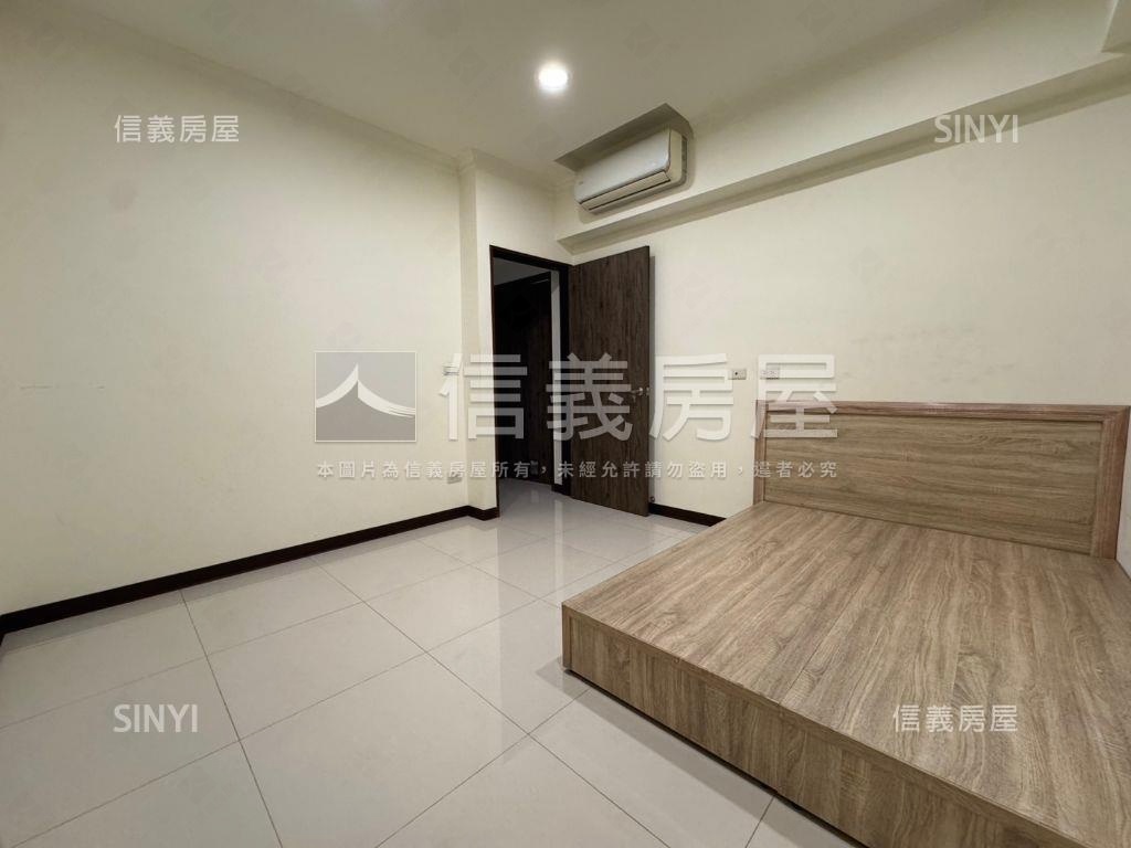 護膝三樓裝潢美寓房屋室內格局與周邊環境