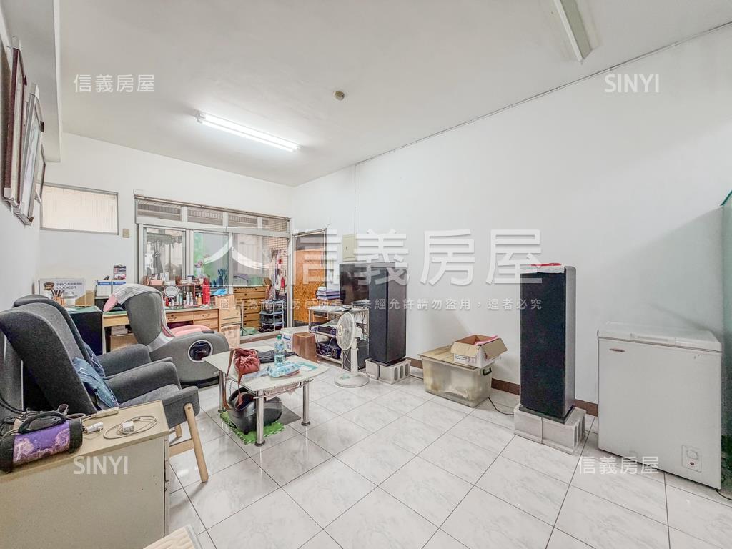 麗晶採光二房平移車位房屋室內格局與周邊環境