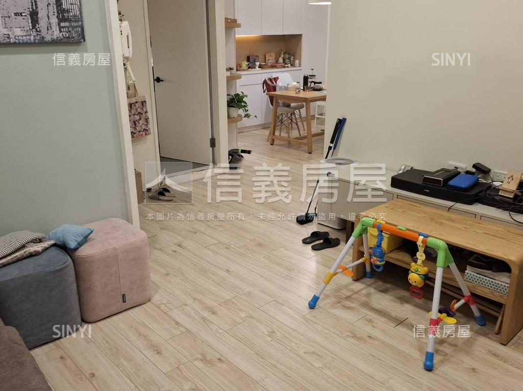 遠景２１優選兩房兩衛房屋室內格局與周邊環境