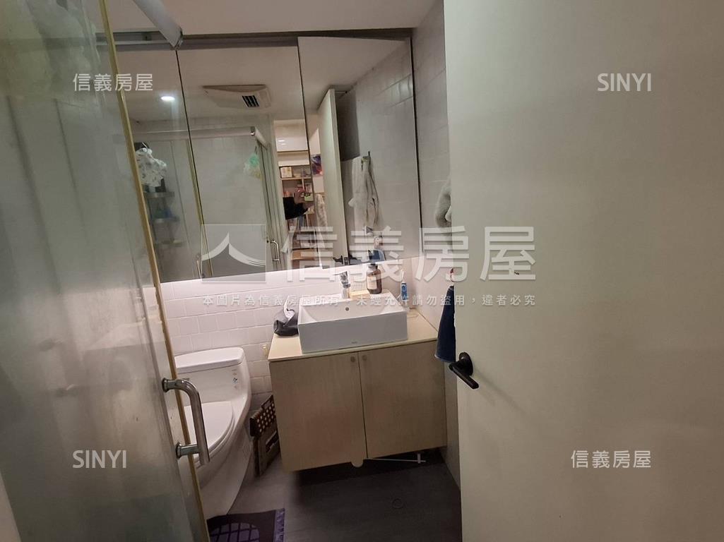 遠景２１優選兩房兩衛房屋室內格局與周邊環境