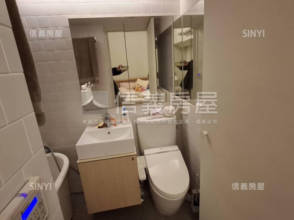 遠景２１優選兩房兩衛房屋室內格局與周邊環境