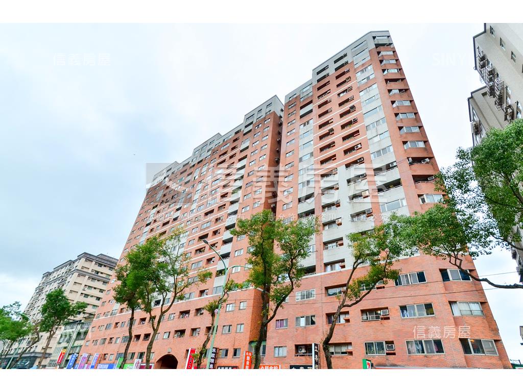 遠景２１優選兩房兩衛房屋室內格局與周邊環境