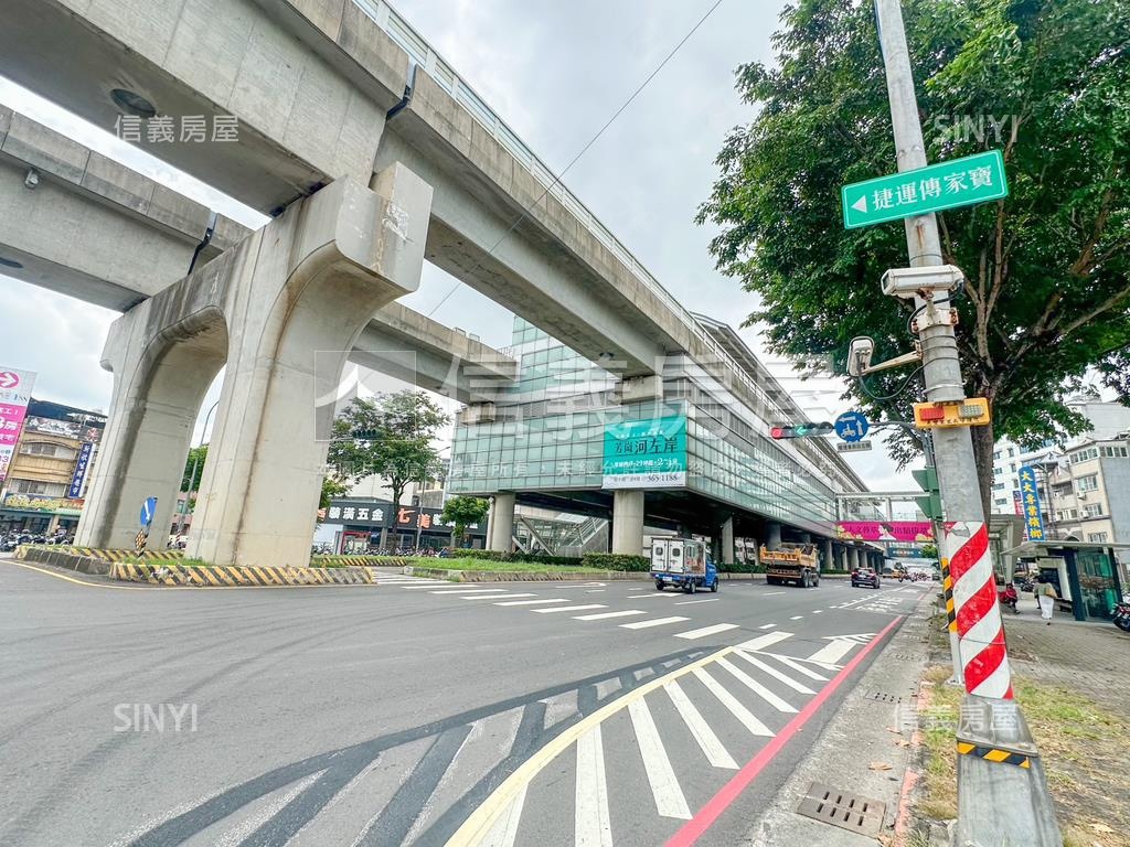 都會公園近捷運大四房平車房屋室內格局與周邊環境