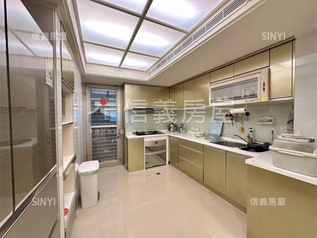 忠孝敦化雅緻邊間華園房屋室內格局與周邊環境
