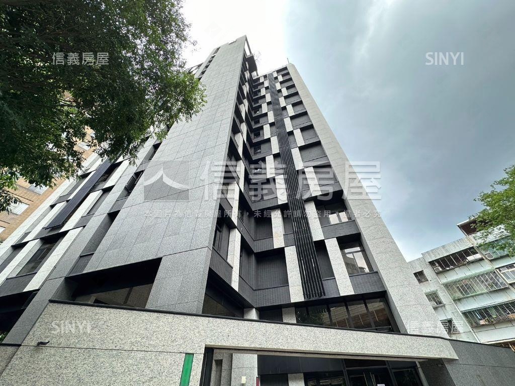 耕云管理坡平車位房屋室內格局與周邊環境