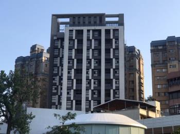 耕云管理坡平車位