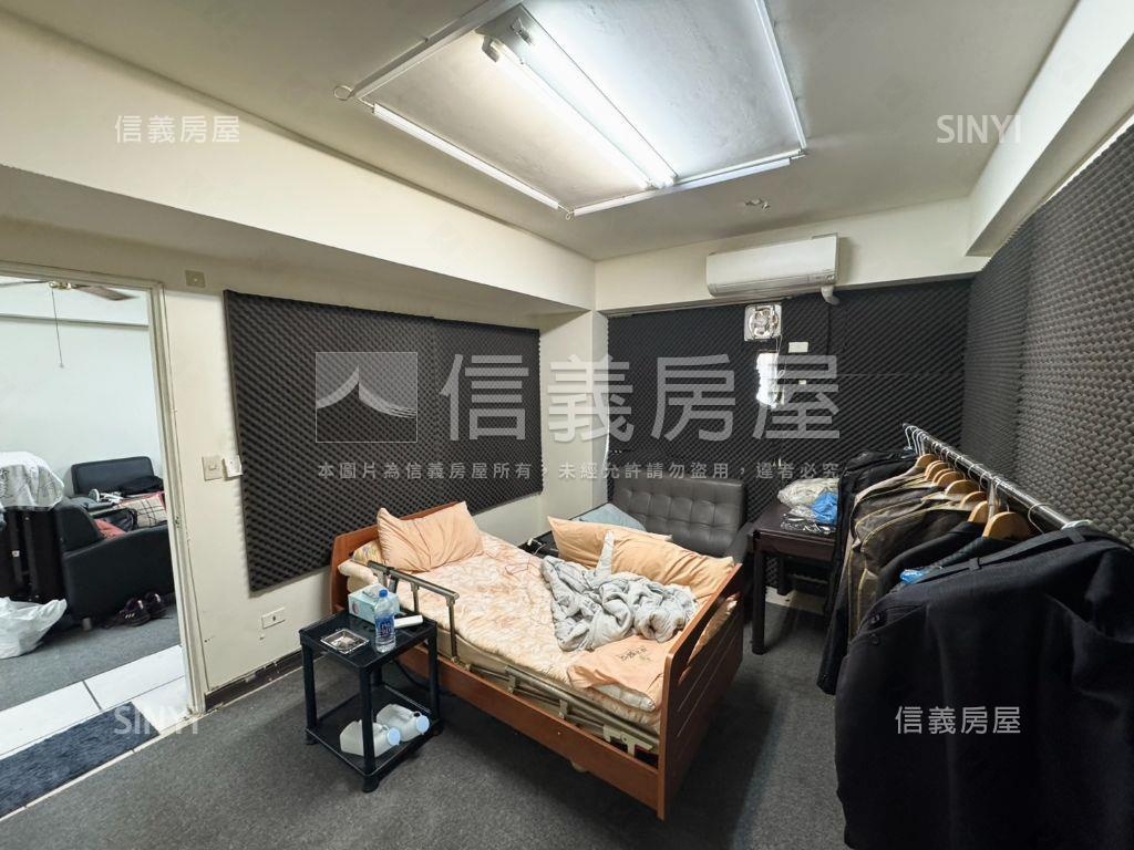 近中國醫三房採光戶房屋室內格局與周邊環境