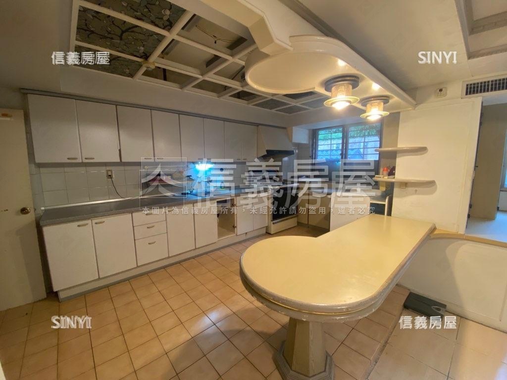 綠蔭美景電梯三房房屋室內格局與周邊環境