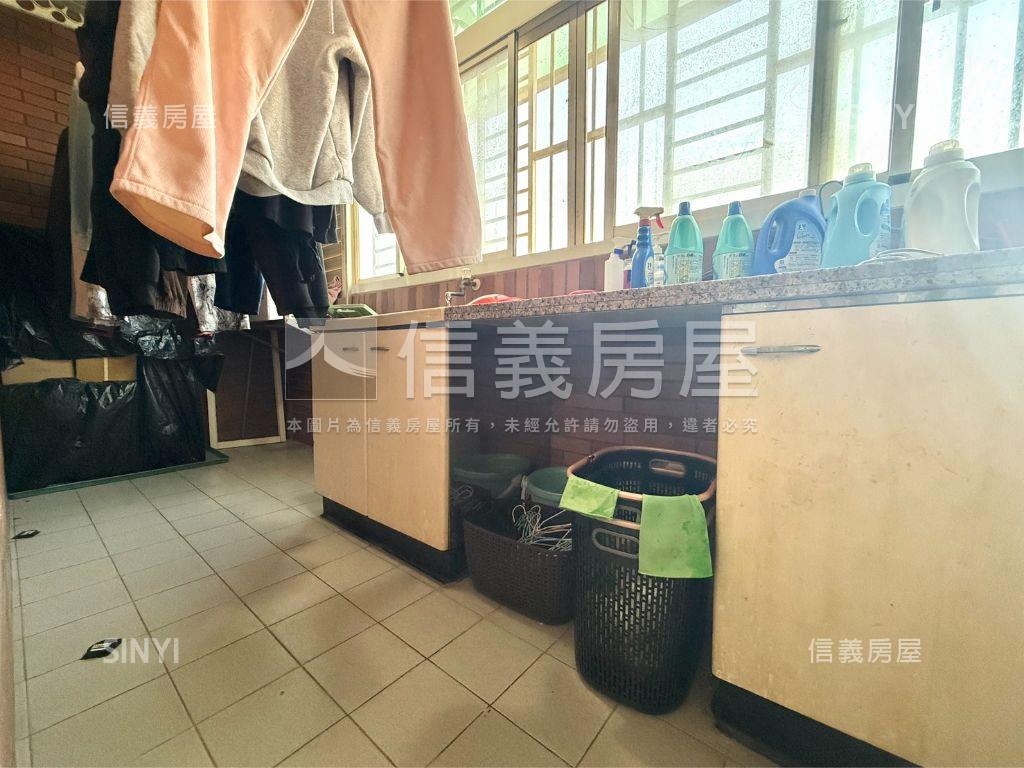 旺氣尊品前後陽台三房房屋室內格局與周邊環境