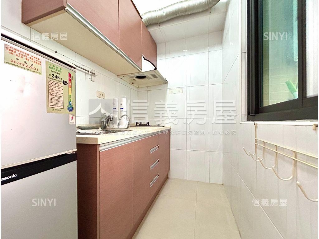 慾望城市捷運兩房房屋室內格局與周邊環境