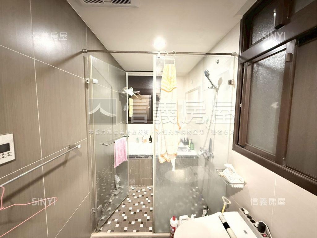 博愛７６培英３＋１雙平車房屋室內格局與周邊環境