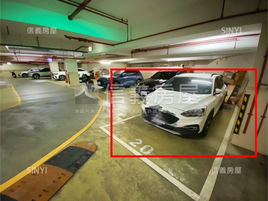 博愛７６培英３＋１雙平車房屋室內格局與周邊環境