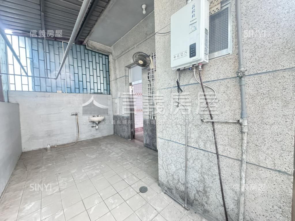 岡山火車站正路大地坪透天房屋室內格局與周邊環境