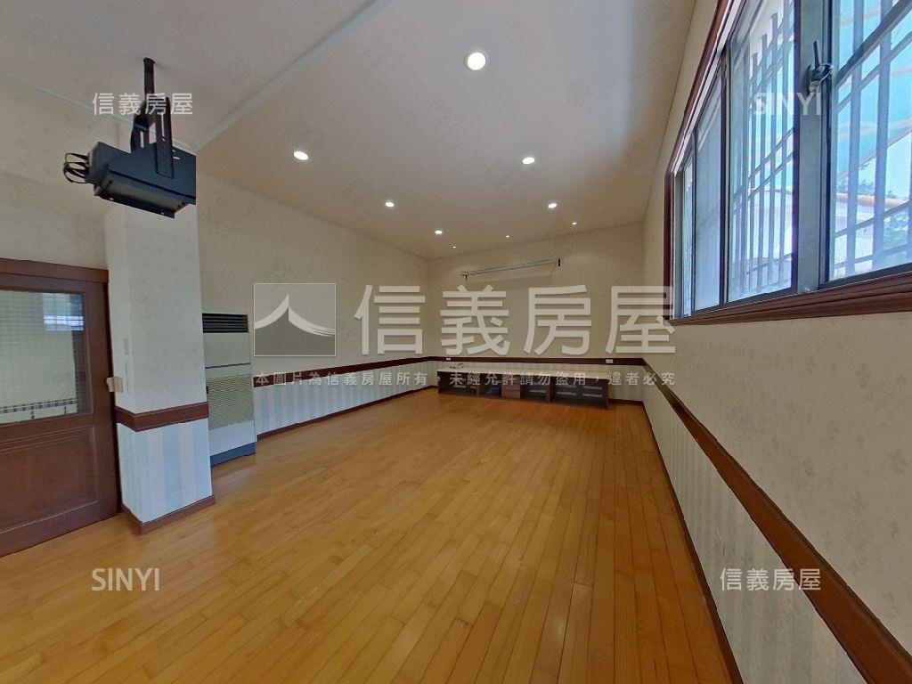 大坑霸氣庭院別墅房屋室內格局與周邊環境