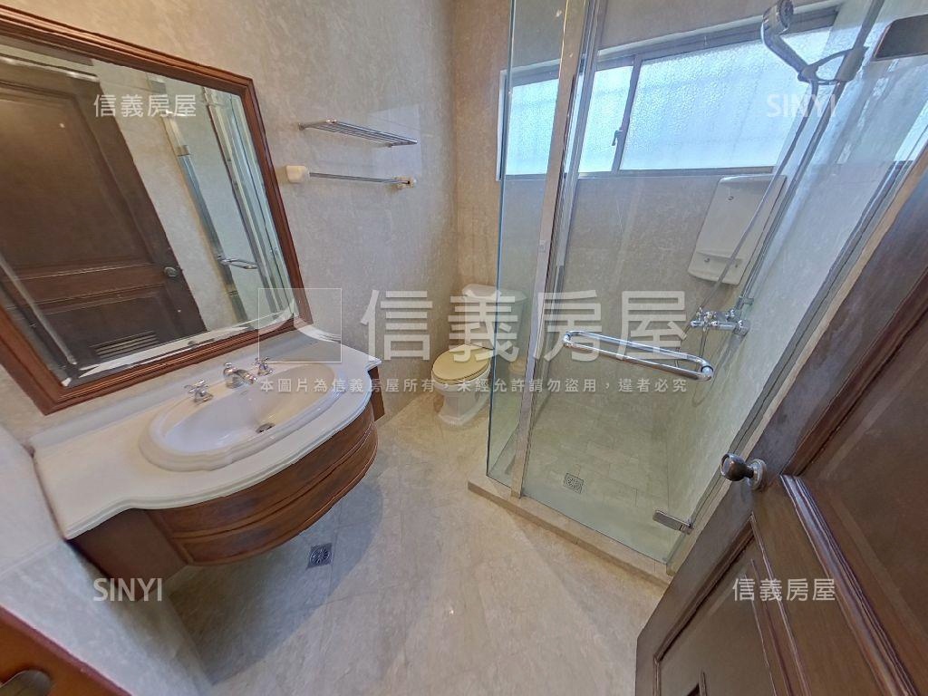 大坑霸氣庭院別墅房屋室內格局與周邊環境