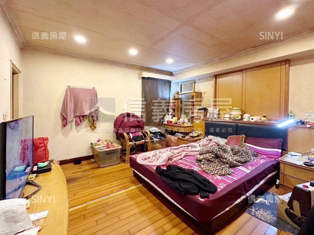 明山麗園三房坡平車位房屋室內格局與周邊環境