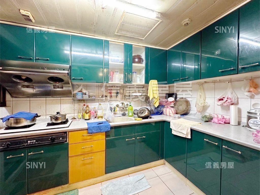 明山麗園三房坡平車位房屋室內格局與周邊環境