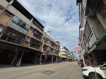 北屯區★松山街朝南透店