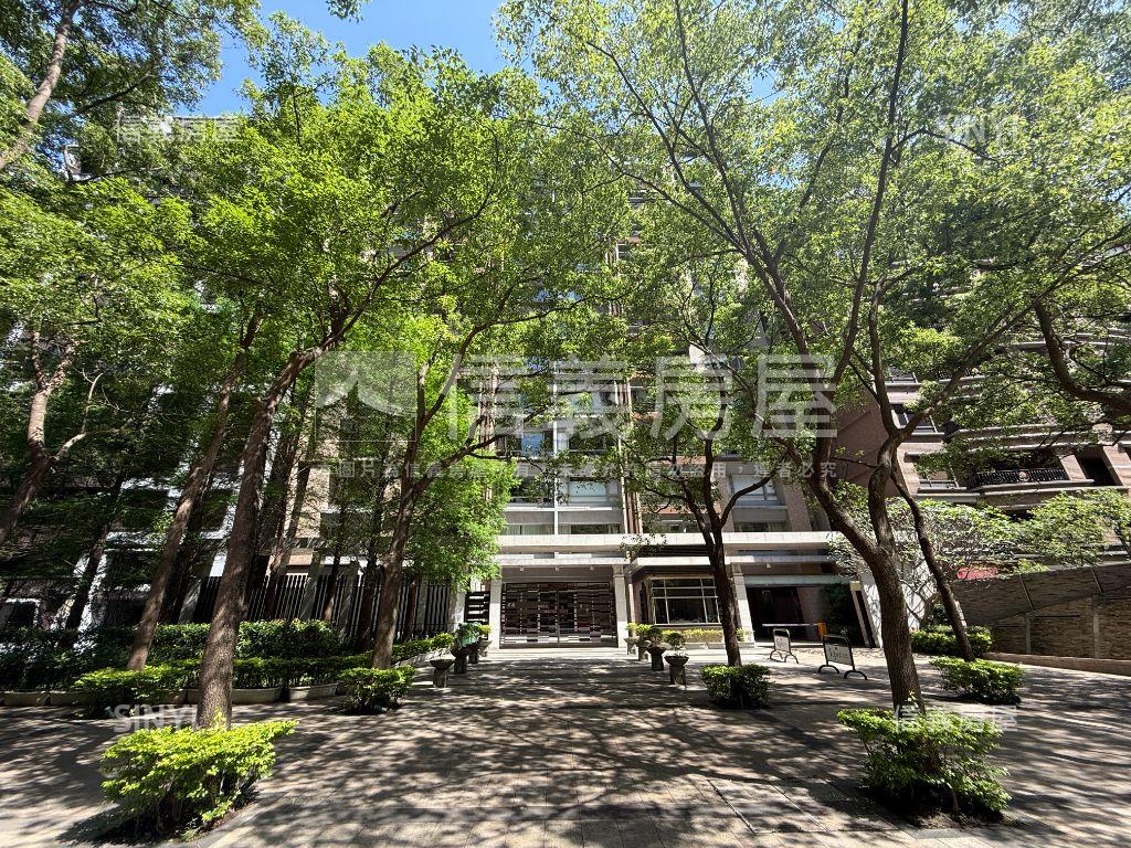 館藏藝術之巔－大晴空房屋室內格局與周邊環境