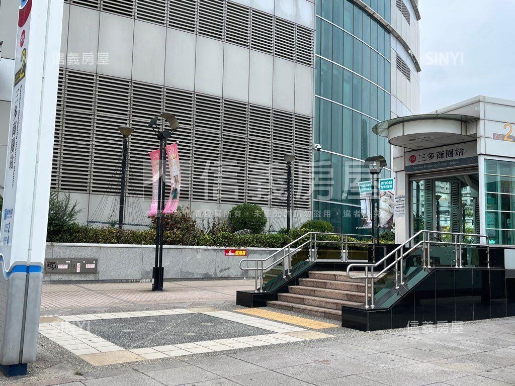三多商圈採光四房房屋室內格局與周邊環境