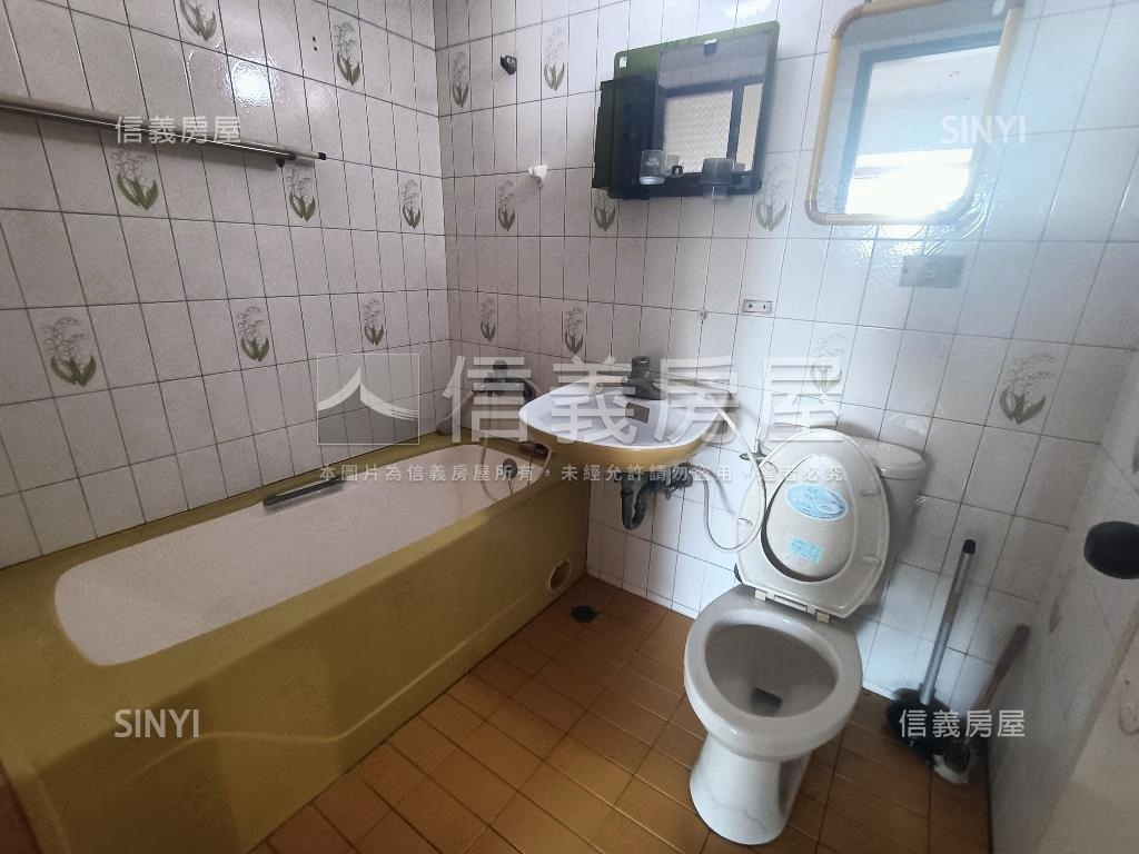 近美麗島捷運站小資３房房屋室內格局與周邊環境
