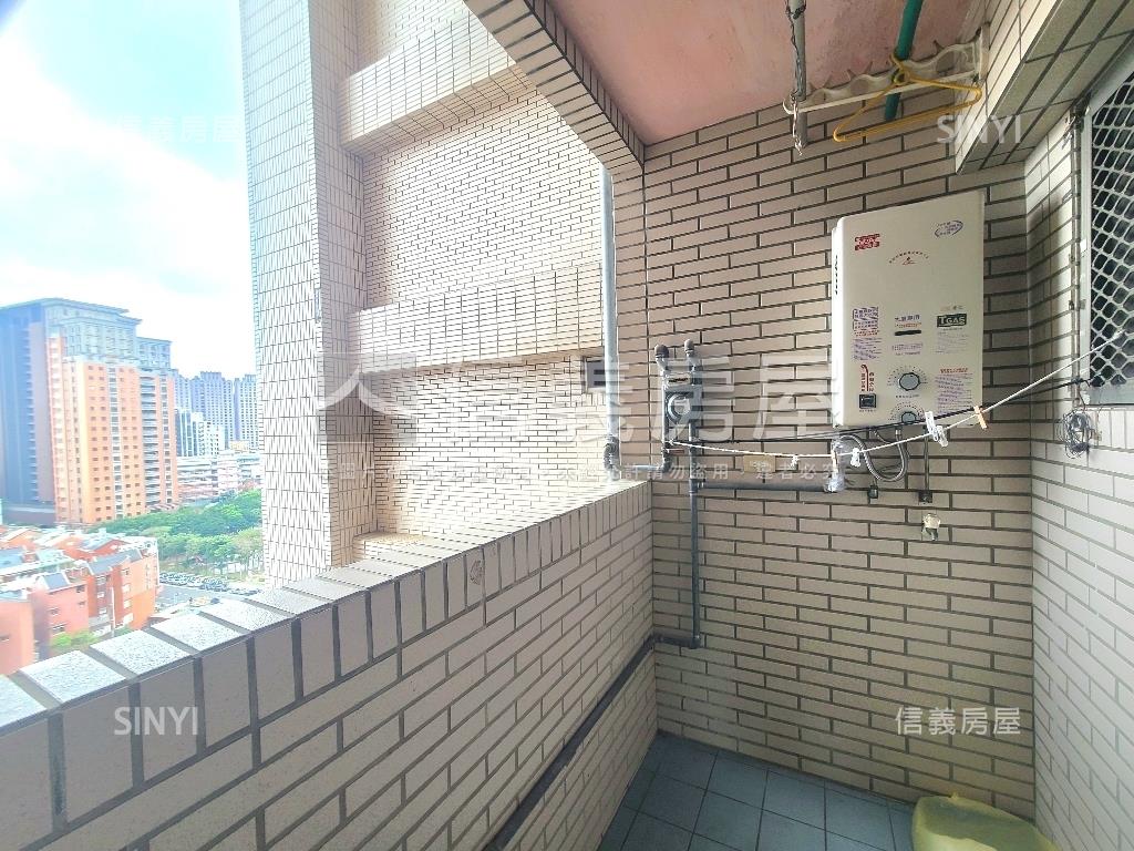 豐田高樓景觀大空間房屋室內格局與周邊環境