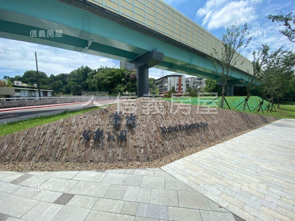 近捷運一樓美屋房屋室內格局與周邊環境