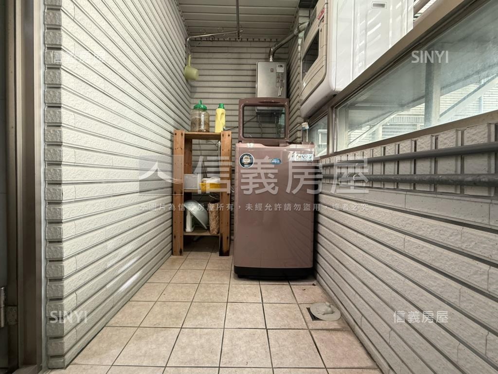 仁愛特區小提琴典雅四房房屋室內格局與周邊環境